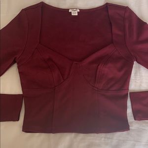 Long sleeve busier top